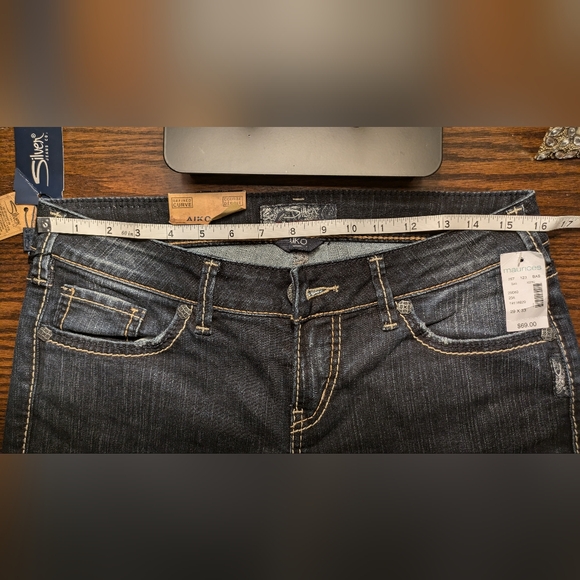 Silver Suki Jeans - Picture 8 of 8